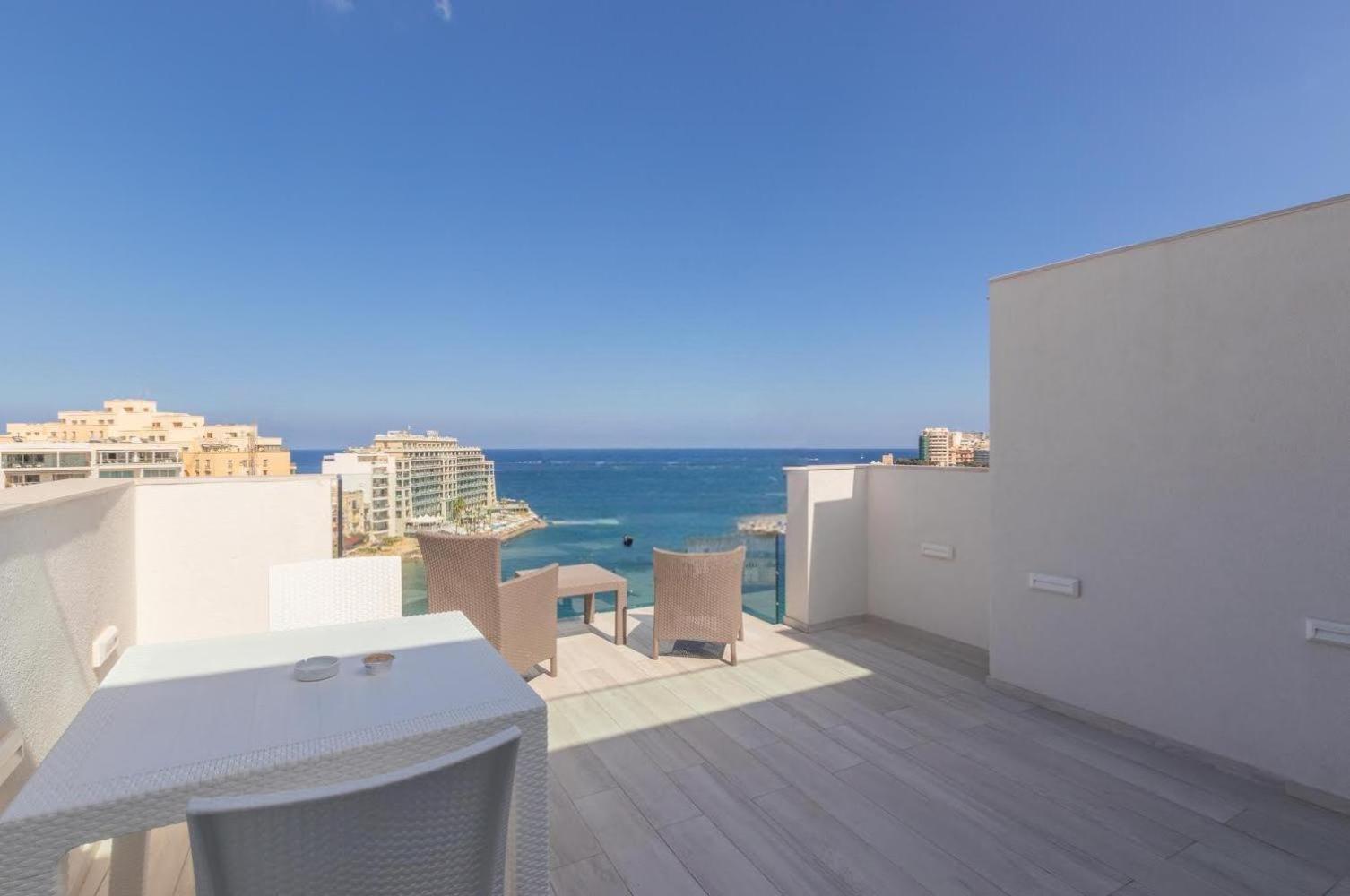 The Penthouse Appartement San Ġiljan Buitenkant foto